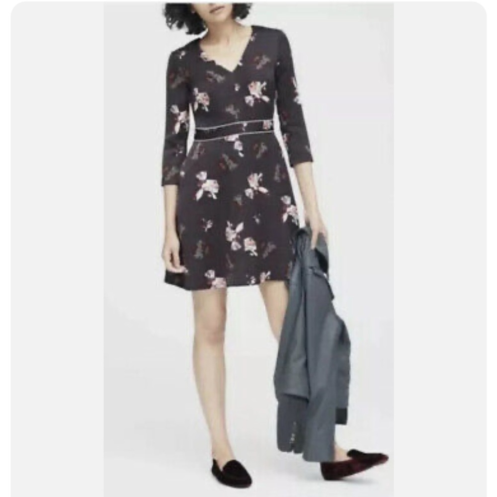 Banana Republic Floral V-Neck Satin Dress in Grey Combo